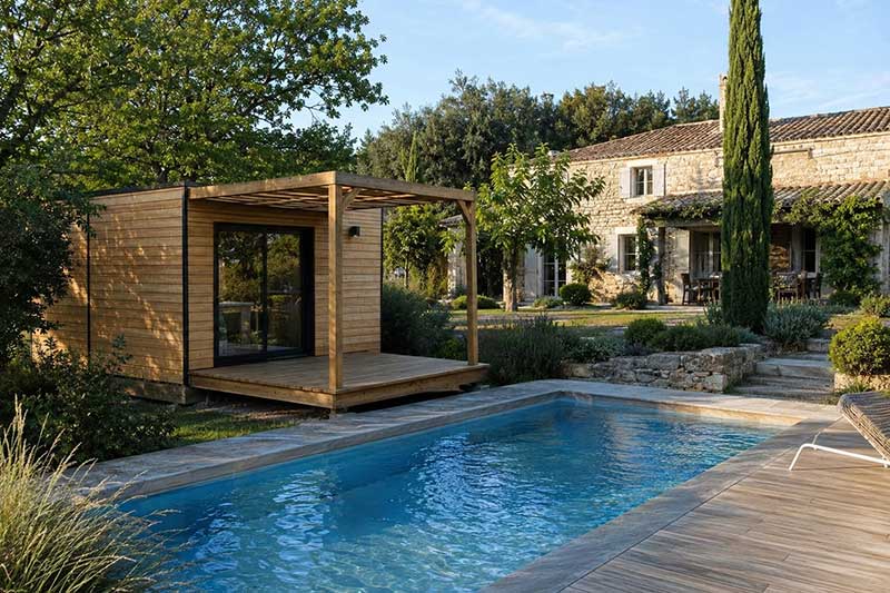 Pool house bois piscine