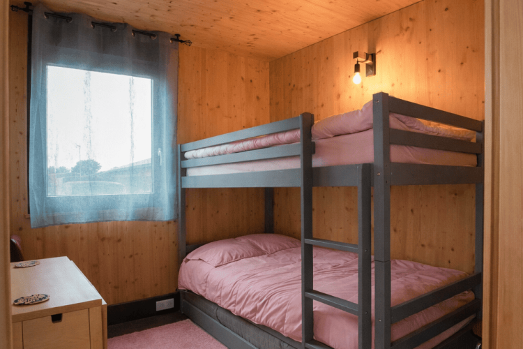 Chambre enfant dans chalet HLL